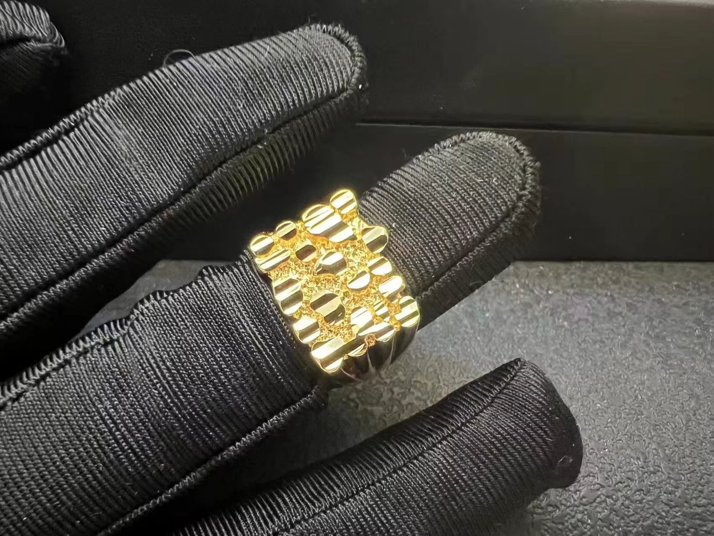 Customized Jewelry Classic Large Nugget Square Ring 18K Gold Plated Stainless Steel Jewelry