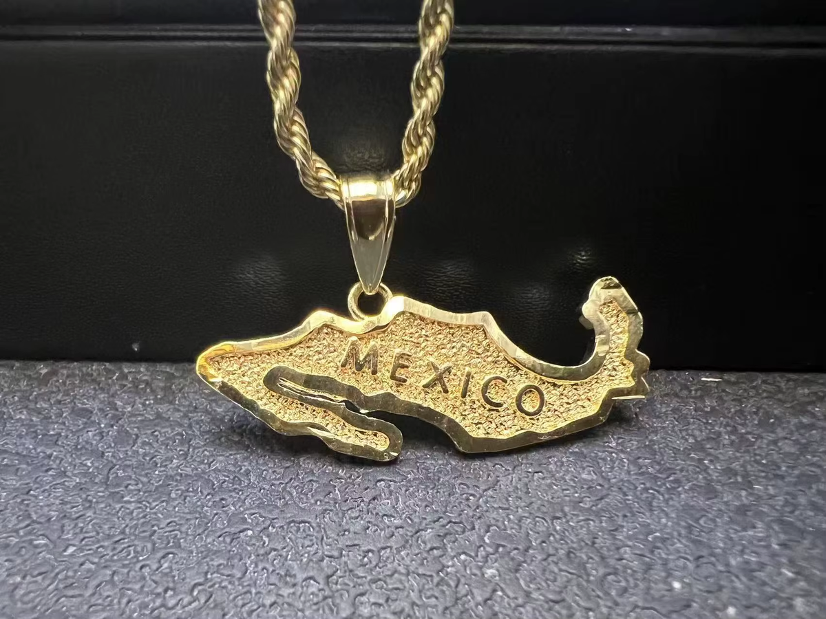 Custom Map 18K Gold Plated Pvd 316L Stainless Steel Pendant Fashion Jewelry Necklace for Men Women