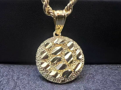 Custom Waterproof 18K Gold Stainless Steel Hammered round Pendants Necklace for Women