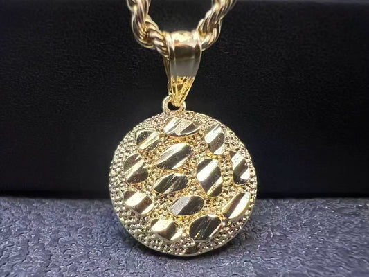 Custom Waterproof 18K Gold Stainless Steel Hammered round Pendants Necklace for Women